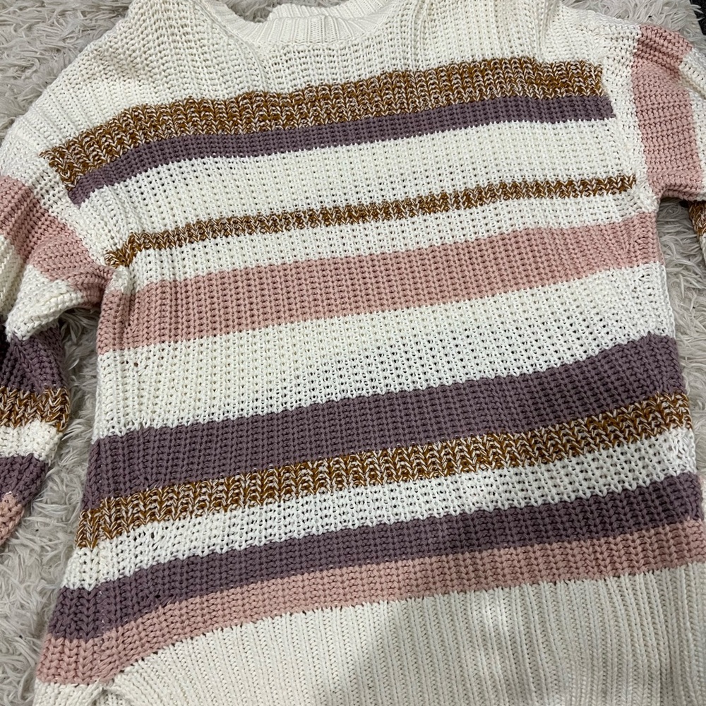 Aeropostale Cream and Pink Crew Neck Sweater